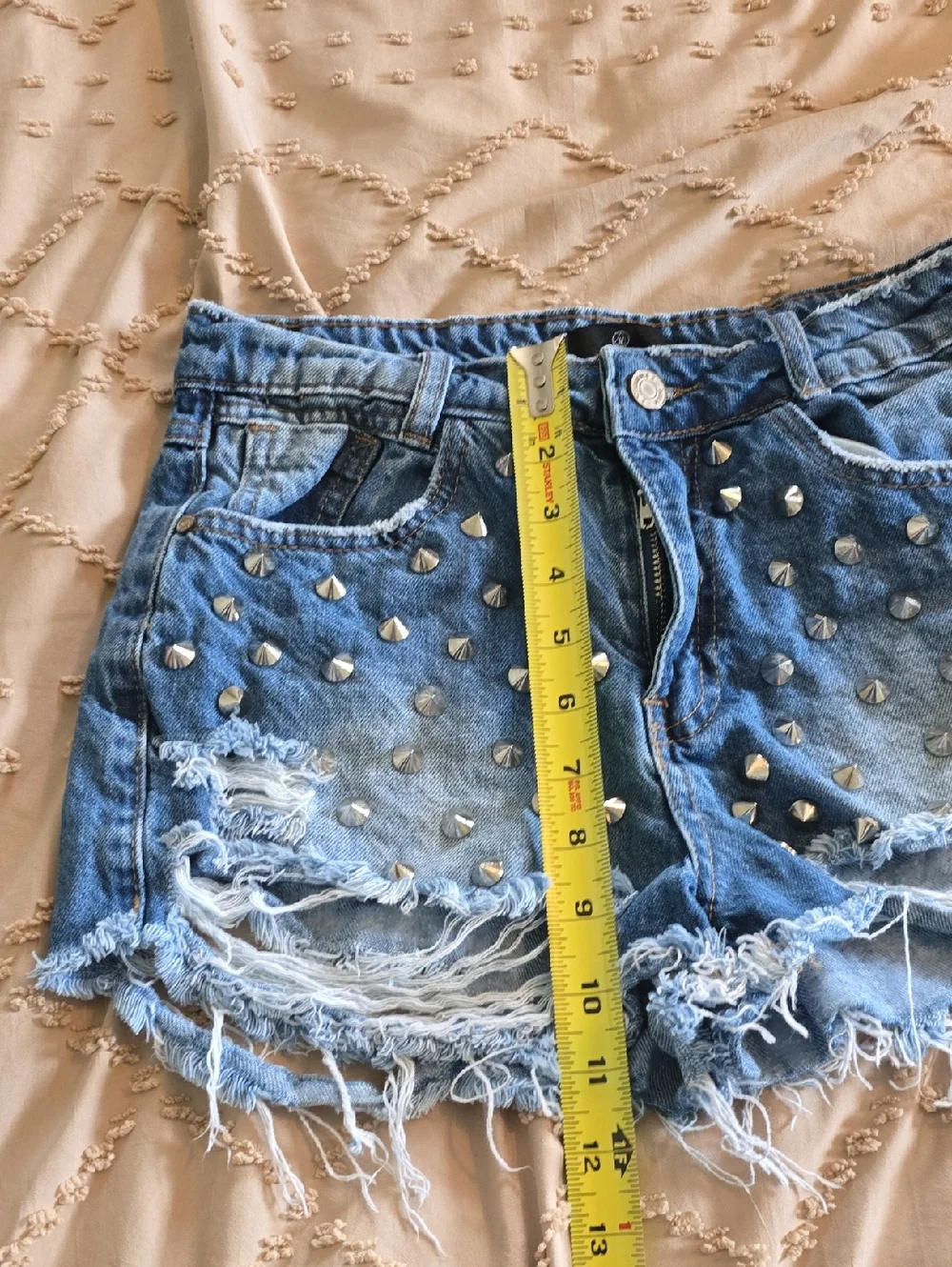 Womens MISSGUIDED DENIM Blue Studded Denim Shorts Sz 4
